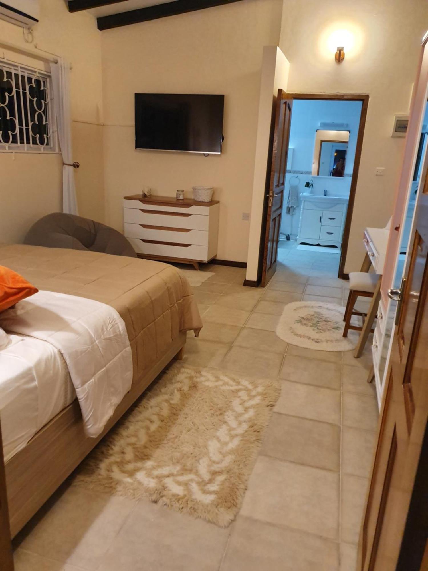 The Olive Tree Appartement Misere Kamer foto